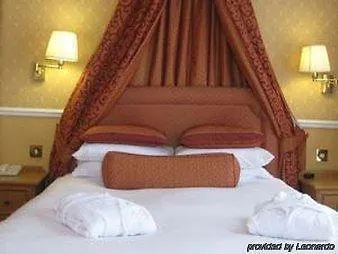 סקארבורו Palm Court Hotel 3*,