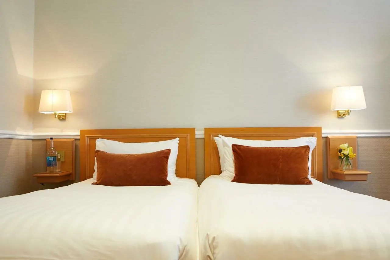 סקארבורו Palm Court Hotel